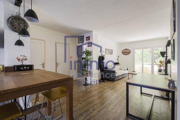 Appartement 4 pièces                                        - 38000 Grenoble Réf : 21641-IMMODEFRANCE69