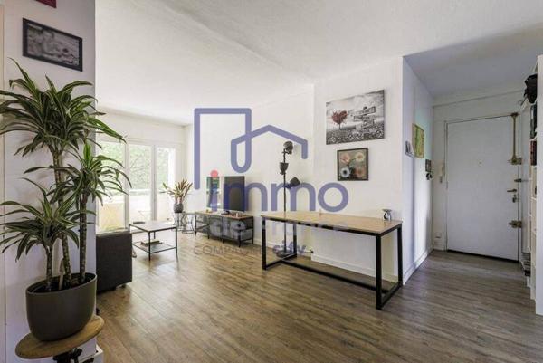 Appartement 4 pièces                                        - 38000 Grenoble Réf : 21641-IMMODEFRANCE69
