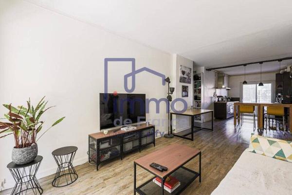 Appartement 4 pièces                                        - 38000 Grenoble Réf : 21641-IMMODEFRANCE69