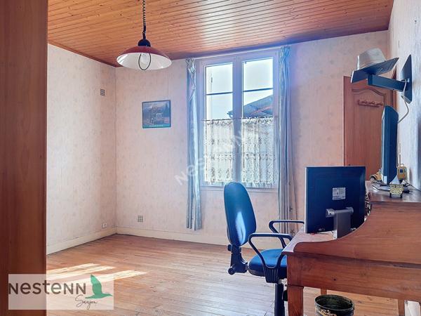 Grande maison de plus de 200 m2 à vendre à Medis à 15 mn des plages de Royan.