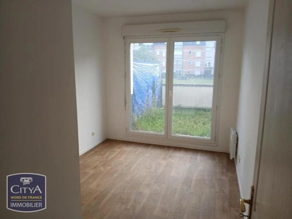 Appartement à louer 2 pièces 48.51m² Valenciennes (59300)