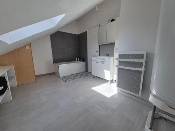 Immeuble à vendre 85m² Hallennes-lez-Haubourdin (59320)