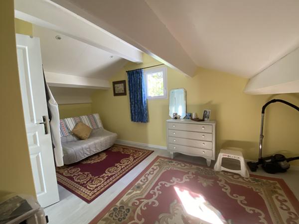 Roquecor (82150) ROQUECOR – Plain-pied en bord de village, grand garage et jardin plat de 1300 m²