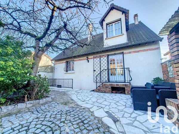 Maison traditionnelle 6 pièces de 110 m² à Sevran (93270)