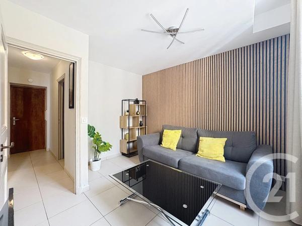 Appartement F2 à vendre  2 pièces - 30,61 m 2   ANTIBES  - 06