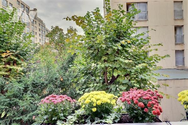 Paris 6ᵉ - Rue Notre-Dame des Champs - Grand studio rénové sur cour au calme avec ascenseur