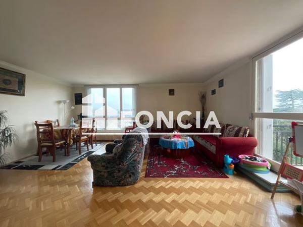 À vendre Appartement 4 pièces 93.05 m² - Corbeil-essonnes 91100