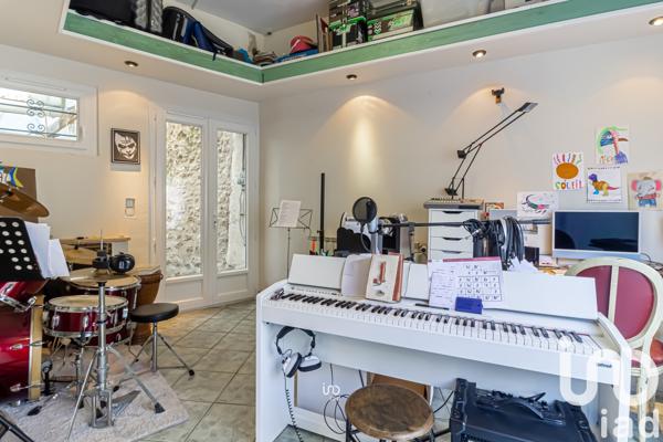 Maison à vendre 6 pièces 105 m² Mézières-sur-Seine