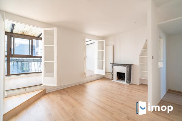 Superbe 2/3 pièces rue du Temple 75004