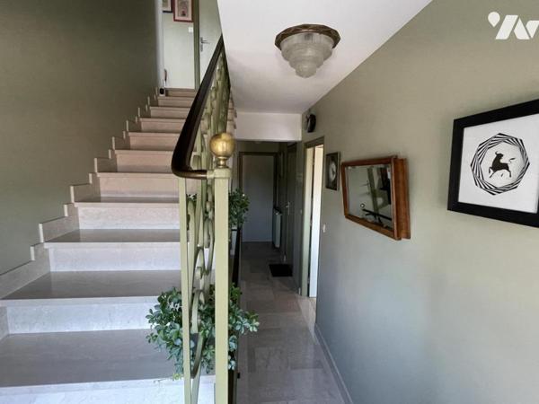 Volumes exceptionnels et élégance contemporaine à Séné – Vue sur le Golfe et les marais