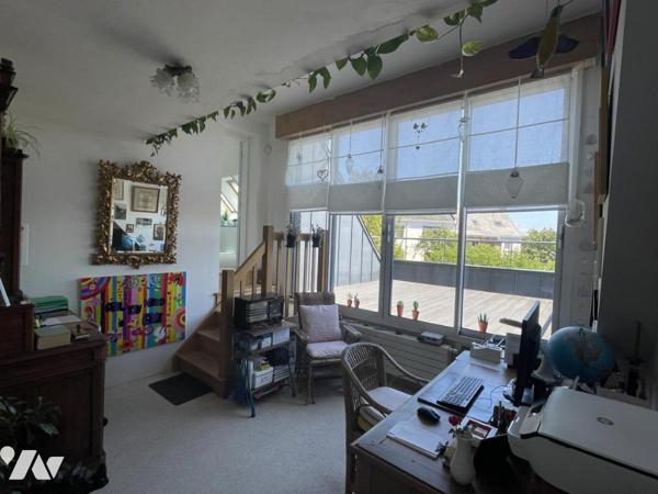 Volumes exceptionnels et élégance contemporaine à Séné – Vue sur le Golfe et les marais