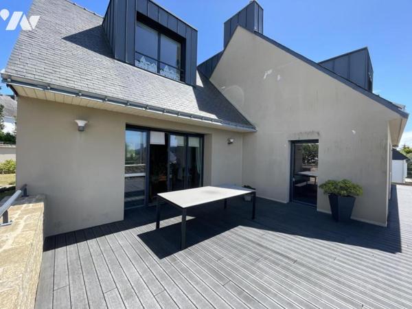 Volumes exceptionnels et élégance contemporaine à Séné – Vue sur le Golfe et les marais