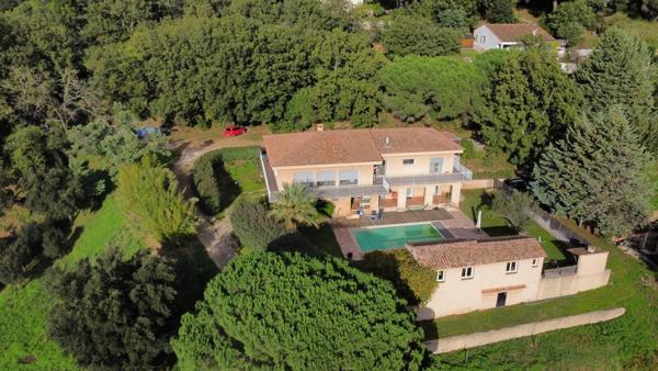 Maison à vendre 9 pièces COLLOBRIERES (83)