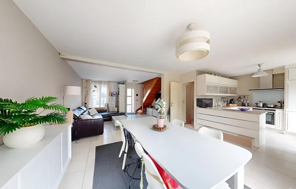 Maison Pontault Combault 6 pièce(s) 115 m2