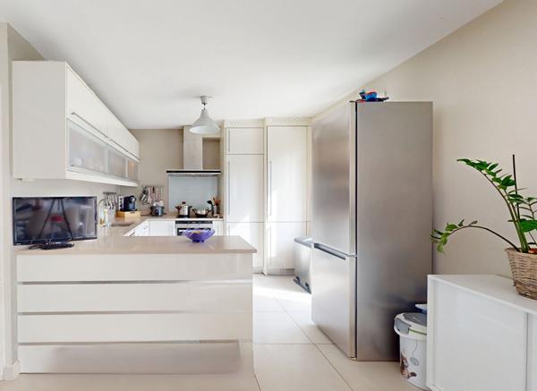 Maison Pontault Combault 6 pièce(s) 115 m2