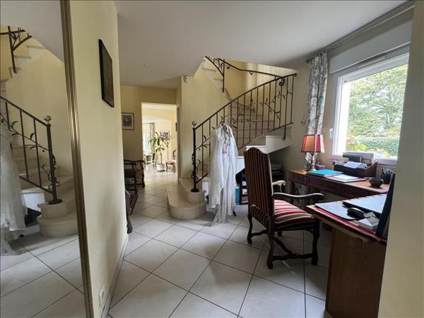 Maison à vendre |  Carignan-de-Bordeaux |  5 pièces | 160 m²