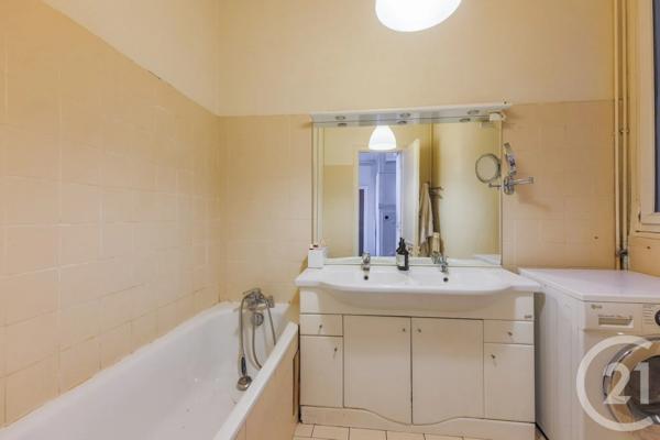 Appartement T4 à vendre  4 pièces - 91,65 m 2   PARIS  - 75009
