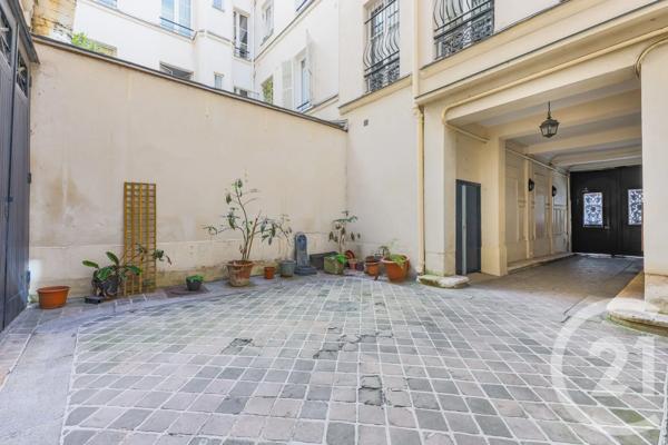 Appartement T4 à vendre  4 pièces - 91,65 m 2   PARIS  - 75009