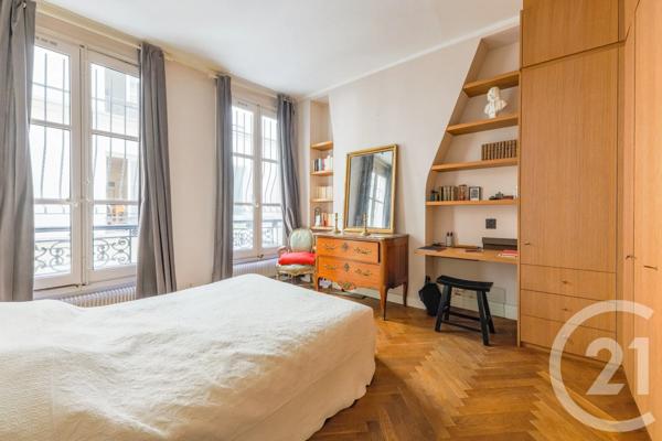 Appartement T4 à vendre  4 pièces - 91,65 m 2   PARIS  - 75009