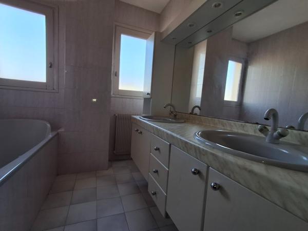 BEDARIEUX Villa avec jardin et garage de 61 m²