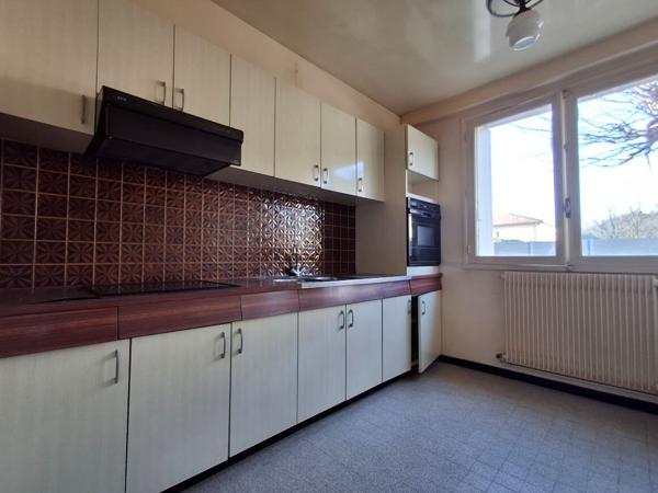 BEDARIEUX Villa avec jardin et garage de 61 m²