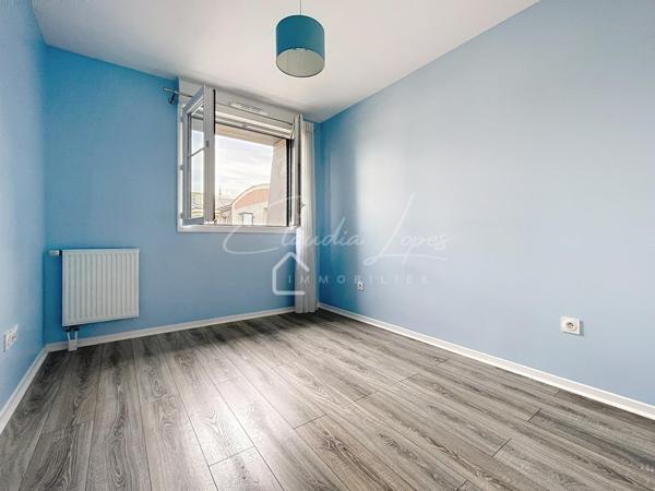 MAGNIFIQUE !!! AU CALME F3 CENTRE-VILLE PROCHE GARE