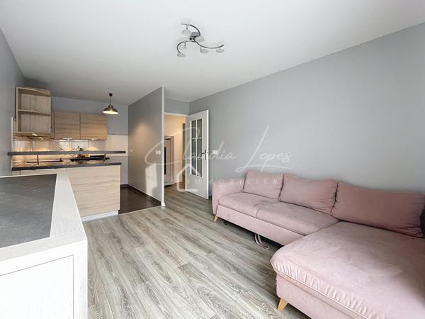 MAGNIFIQUE !!! AU CALME F3 CENTRE-VILLE PROCHE GARE