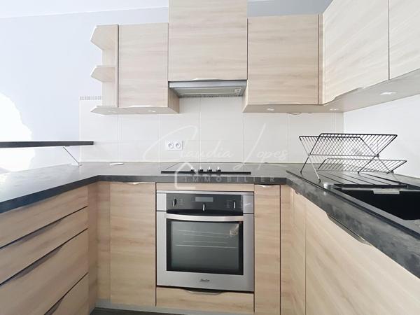 MAGNIFIQUE !!! AU CALME F3 CENTRE-VILLE PROCHE GARE