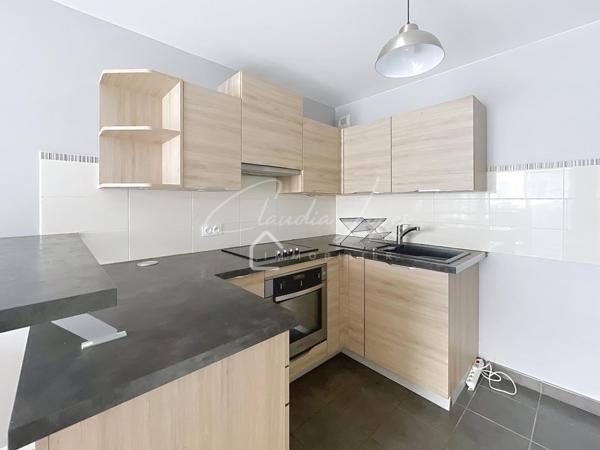 MAGNIFIQUE !!! AU CALME F3 CENTRE-VILLE PROCHE GARE