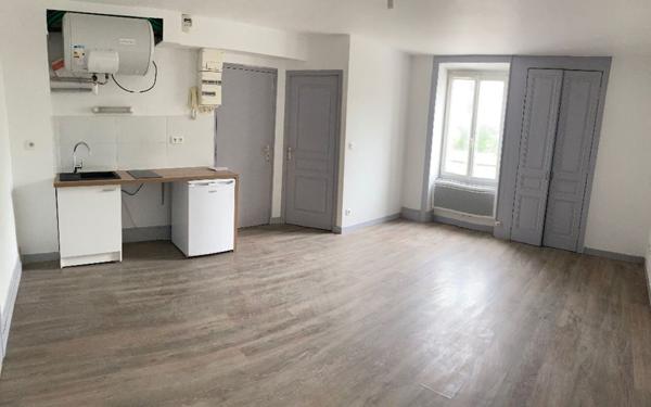 Appartement à louer    2 pièces •  Panazol