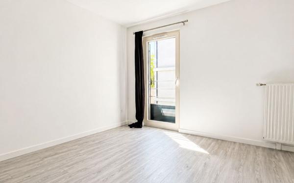 Appartement à vendre    2 pièces • 39,78 m2 Montreuil