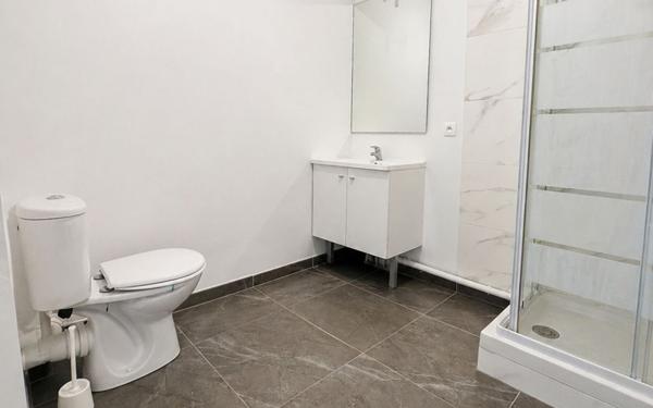 Appartement à vendre    2 pièces • 39,78 m2 Montreuil