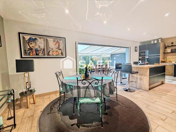 MAISON DE 190M2, 6pieces, 4 chambres,3860M2terrain