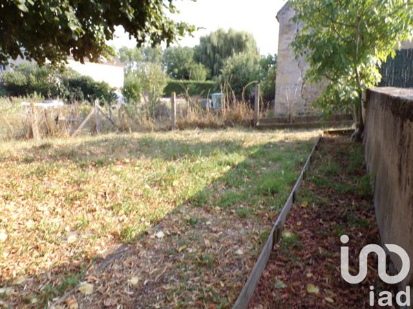 Maison à vendre 3 pièces 77 m² Ainay-le-Vieil