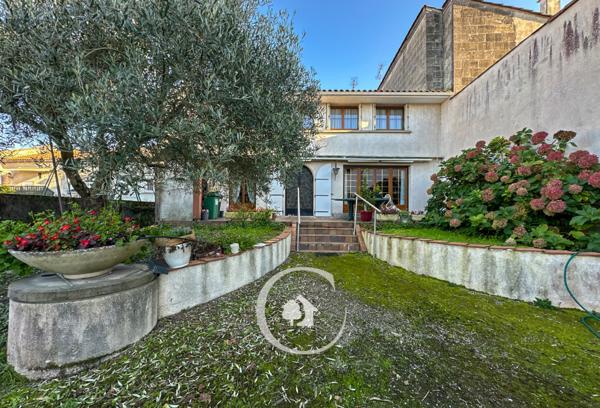 Eysines (33320) BELLE BÂTISSE T5 - 4 CHAMBRES - DEPENDANCES - GARAGES