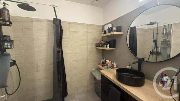 Appartement à vendre  3 pièces - 60,20 m 2   VENZOLASCA  - 202