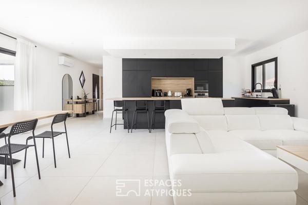 Maison contemporaine avec piscine, en lisière de Launaguet