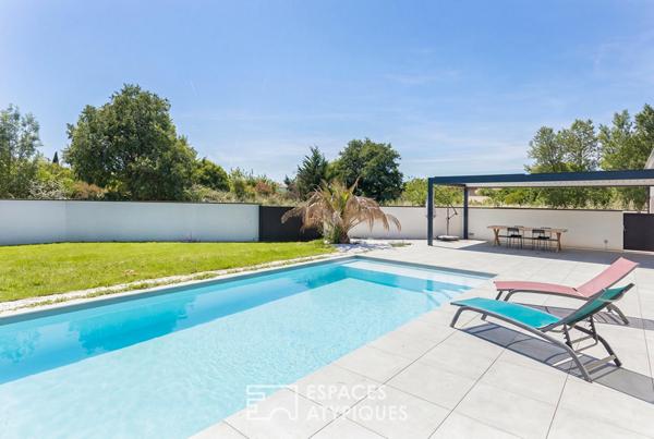 Maison contemporaine avec piscine, en lisière de Launaguet