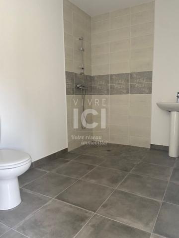 Maison Mauves Sur Loire 5 pièce(s) 89.43 m2 - 3 chambres - Un Garage - Jardinet et Terrasse