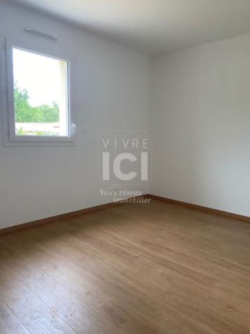 Maison Mauves Sur Loire 5 pièce(s) 89.43 m2 - 3 chambres - Un Garage - Jardinet et Terrasse