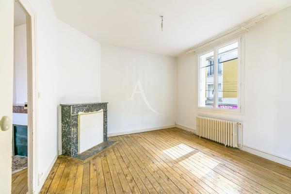 TOURS - UNE MAISON AVEC COUR AU PRIX D'UN APPARTEMENT