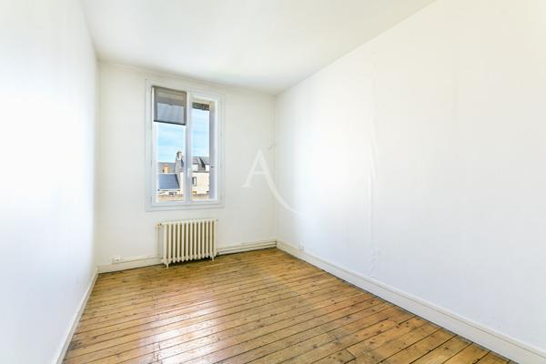 TOURS - UNE MAISON AVEC COUR AU PRIX D'UN APPARTEMENT
