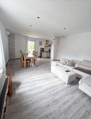 Maison à vendre |  Roullet-Saint-Estèphe |  3 pièces | 73 m²