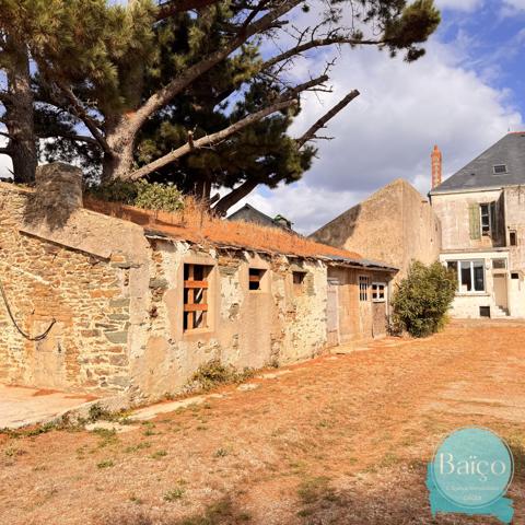 Maison 10 pièce(s) 4 chambre(s) 300 m²