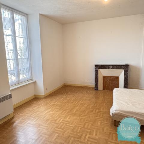 Maison 10 pièce(s) 4 chambre(s) 300 m²
