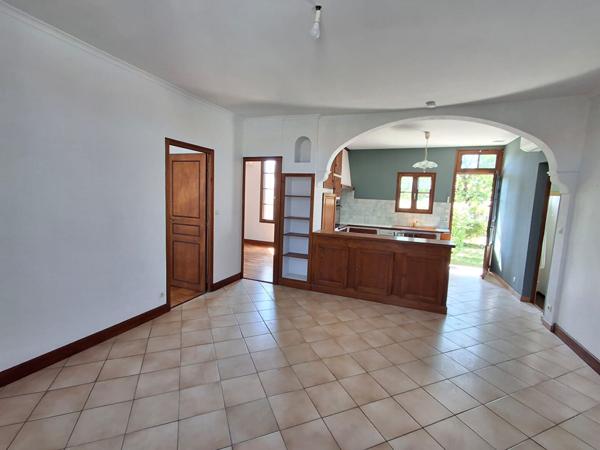 Maison + studio Chatelaillon Plage 5 pièce(s) 86.65 m2 Chatelaillon plage Maison + studio Chatelaillon Plage 5 pièce(s) 86.65 m2 Chatelaillon plage