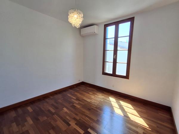 Maison + studio Chatelaillon Plage 5 pièce(s) 86.65 m2 Chatelaillon plage Maison + studio Chatelaillon Plage 5 pièce(s) 86.65 m2 Chatelaillon plage