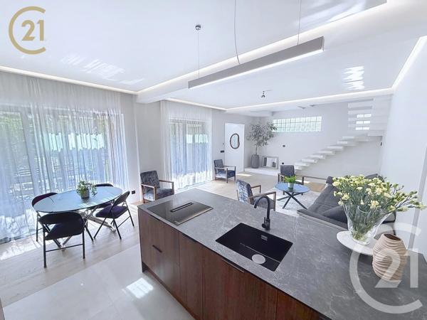 Maison à vendre  6 pièces - 114,57 m 2   BONDY  - 93