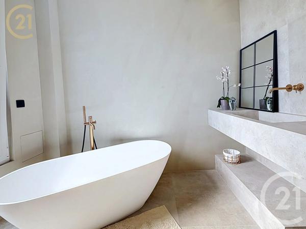 Maison à vendre  6 pièces - 114,57 m 2   BONDY  - 93