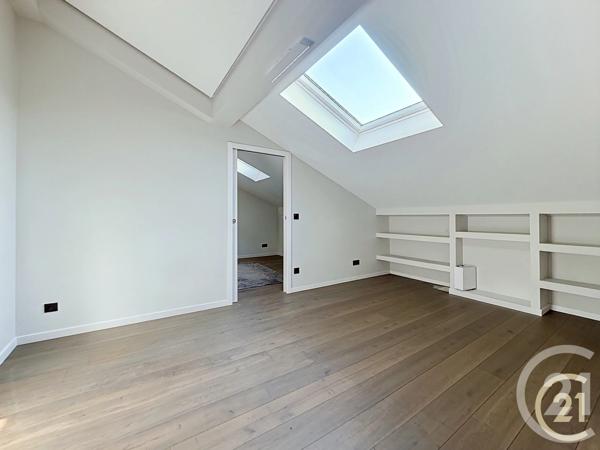 Maison à vendre  6 pièces - 114,57 m 2   BONDY  - 93